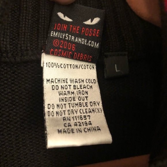 SOLD🖤VTG Emily The Strange Zip up Sweater - Picture 5 of 6